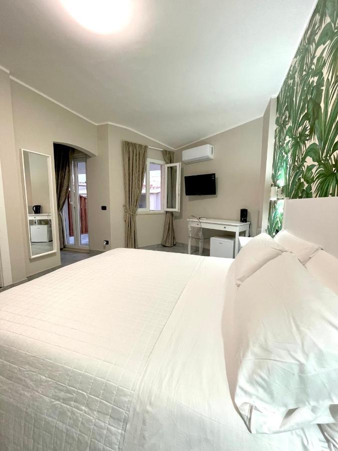 Aldiva Rooms Torvaianica Exterior photo